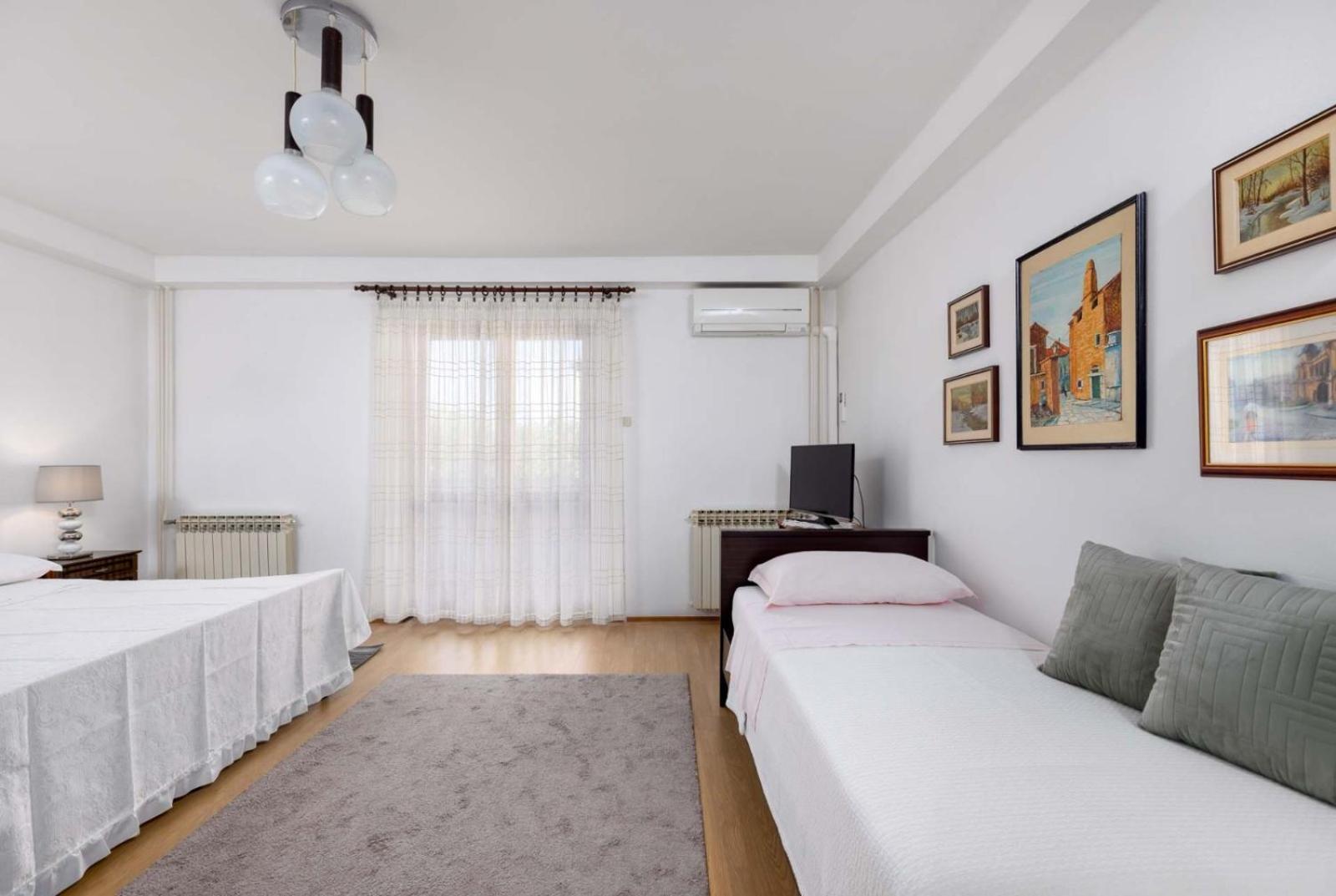 Lili Appartement Poreč Buitenkant foto